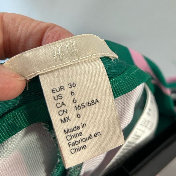 Beautiful High Rise Wide Leg Pink Green Pants Side Zipper Size 6 H&M Floral - Picture 2 of 9